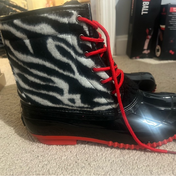 Sugar Black and Red Winter Boots - Picture 4 of 4